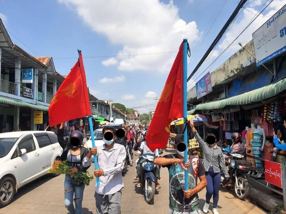 nslwin's tweet photo. Peaceful Protest in PYINMANA, Naypyidaw on #GlobalSpringRevolutionDay 

#May2Coup #WhatsHappeningInMyanmar #MilkTeaAlliance https://t.co/LfaHzrCXtr