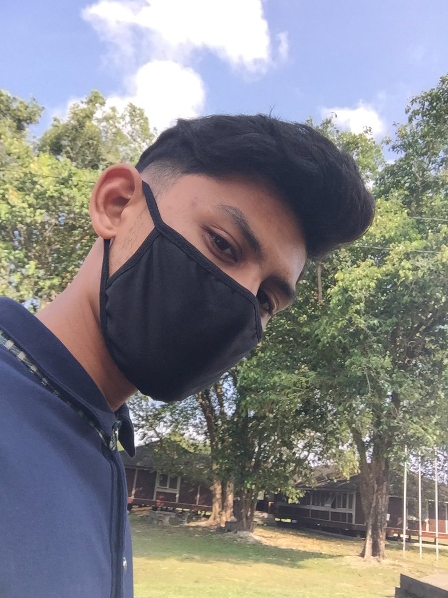 Lama tak selfie haahaha