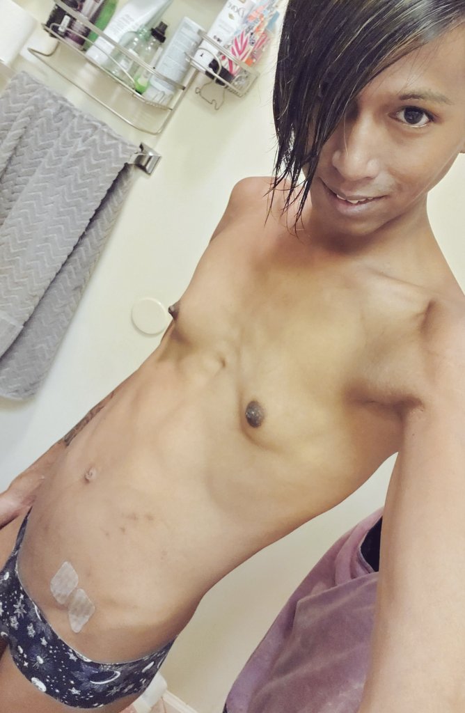Stop staring and start sucking ?
@tvbunni @baileylove69 @AngelaBlaese @TsMyaNine 
@Altomicvisuals @wolf_jah