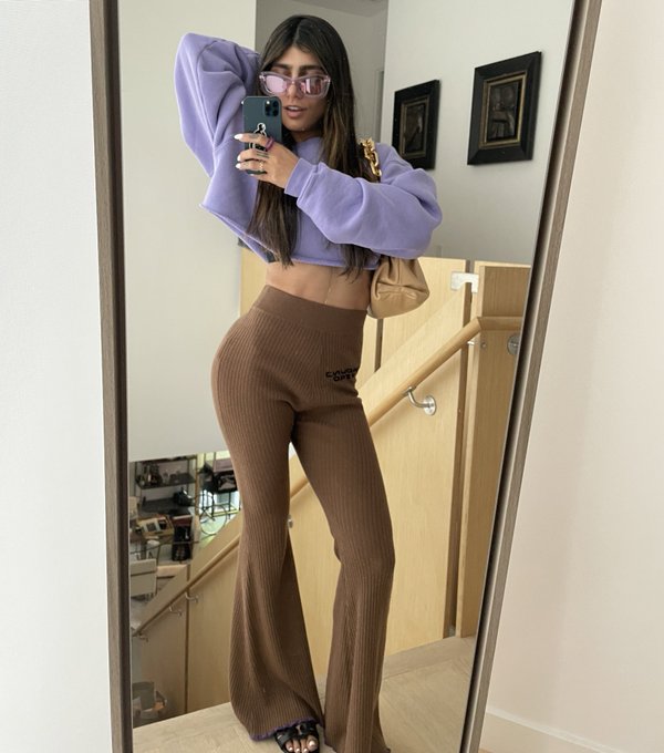 &lsquo;Av yew sin tha stayte &rsquo;ov &rsquo;er baw-dee? (MAD!!!) https://t.co/ADFfyHFSyN<a href="/tag/lvxyayoikusama"class="tags"><span>#lvxyayoikusama</span></a>