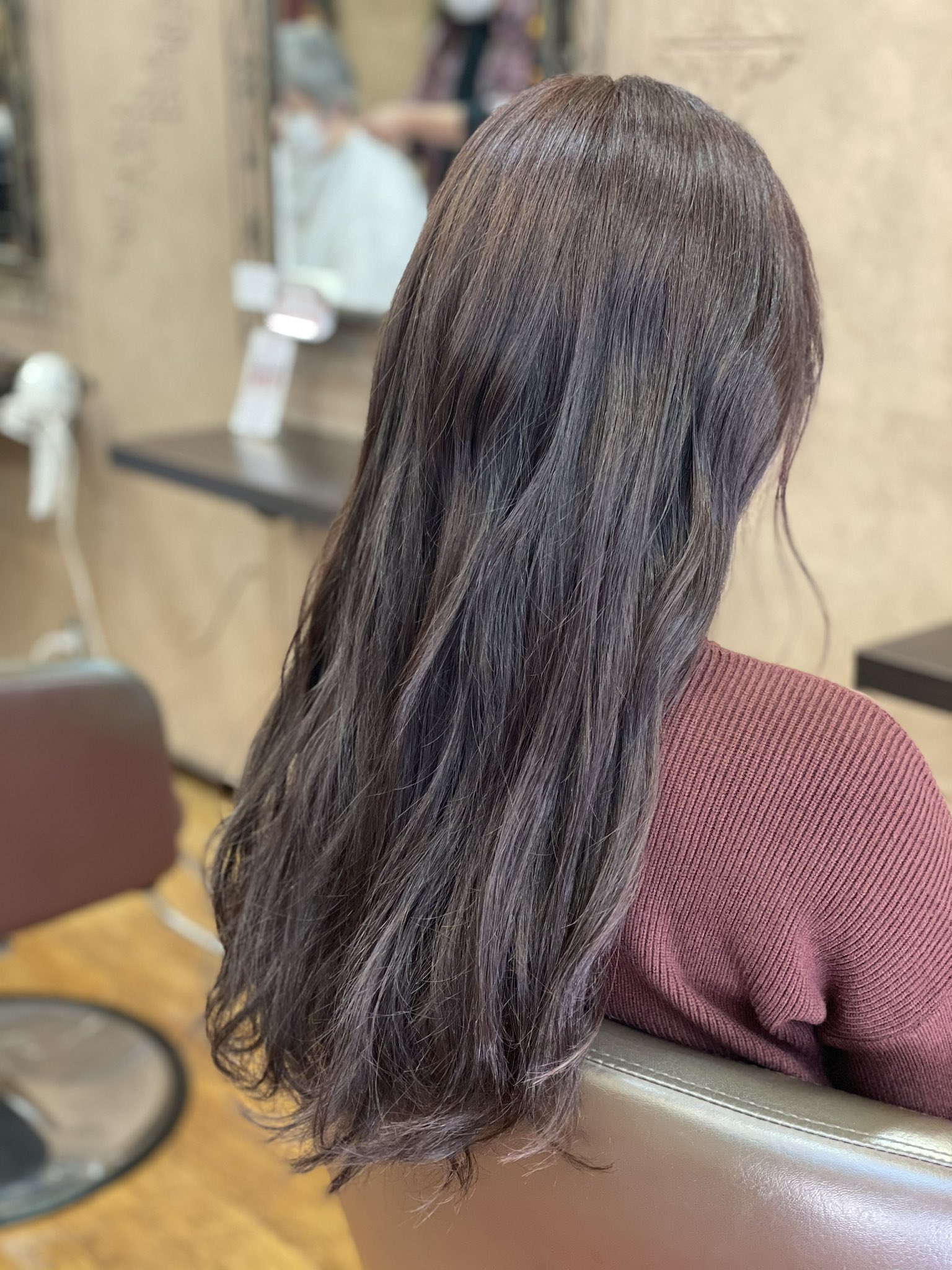 Satsuki Zing イルミナカラーでつや感輝くモーブカラーに 高田馬場美容室 高田馬場美容室zing Zing高田馬場 Zing イルミナカラー ダメージレス ラベンダーアッシュ モーブカラー チェリーピンク 髪質改善トリートメント ハリスノフ 電子