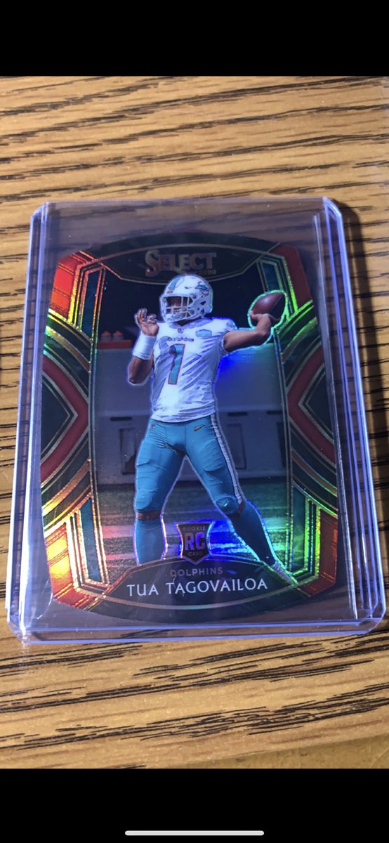 TradingCards2's tweet photo. Pulled these from 2 hangers https://t.co/XWQYfFYuke