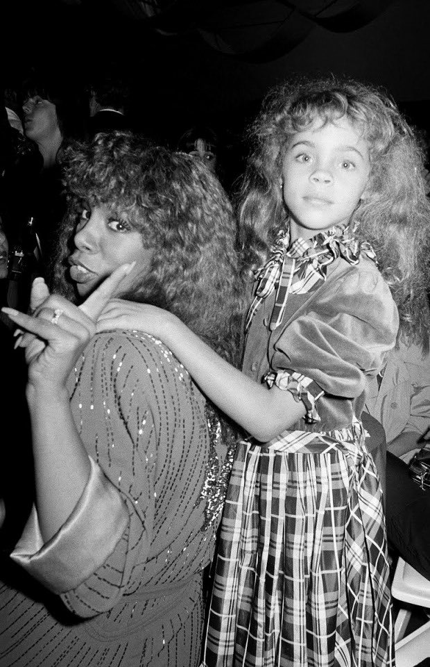 donna summer and her daughter mimi in 1982.