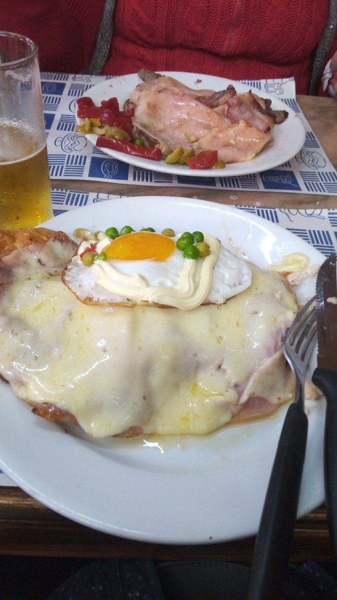 Una muy buena. Noche con mi señora pasando el día de las madre