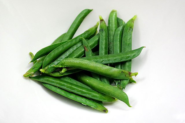 玉置標本 そろそろシーズンです カラスノエンドウ ヤハズエンドウ の完熟した豆は杏仁豆腐の香りがする 私的標本 捕まえて 食べる T Co Jwwspxxydu T Co 53gi8rn25l Twitter