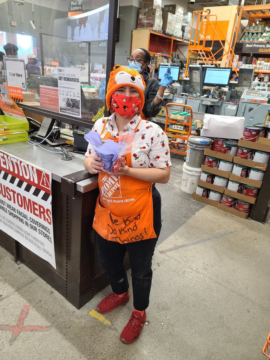 Avery Jones tweet media