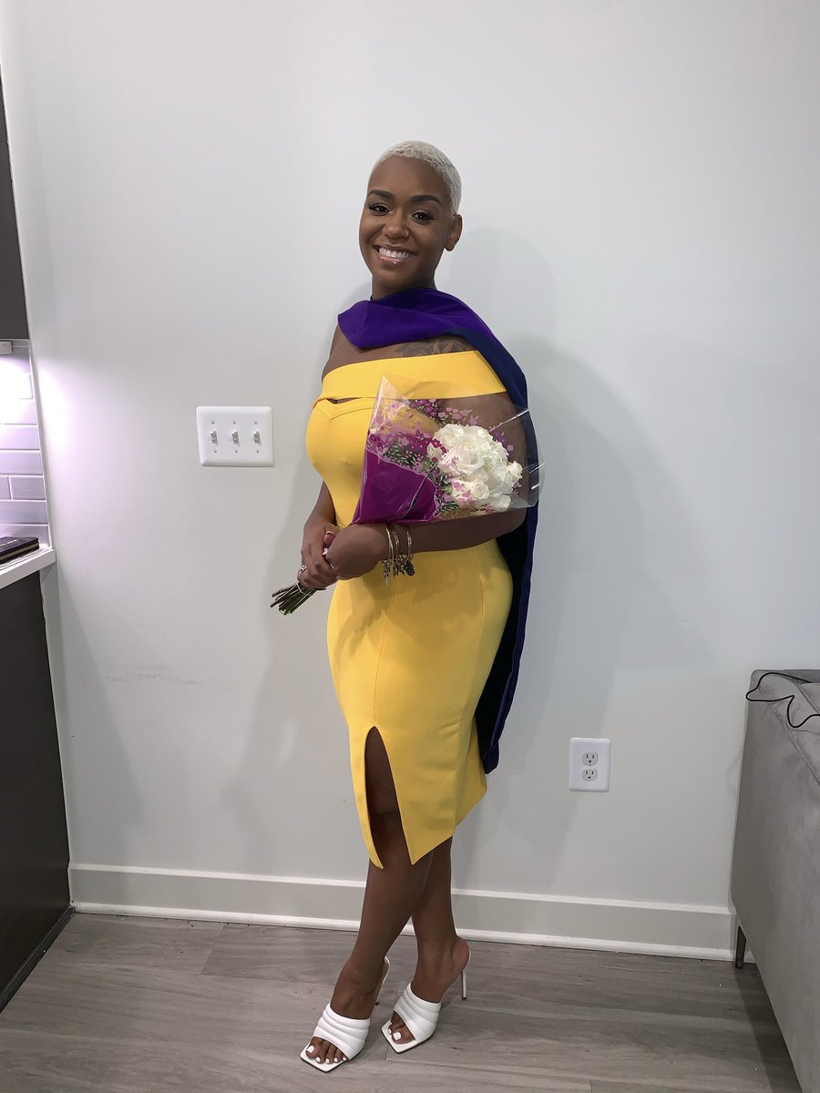 kiaraimanii_esq's tweet image. Not I graduated from law school this weekend 🥺 K. I. McGill, JD