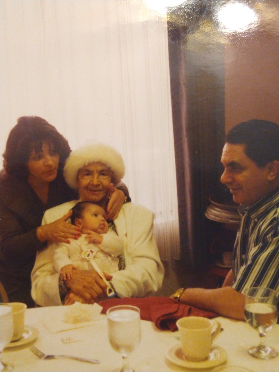 KathyTangarife's tweet photo. Happy #MothersDay to all the beautiful moms in the world. I especially want to thank my mom for always being there for me, for her love, her guidance and support, and for being my best friend. https://t.co/oJtqxgKVYE
