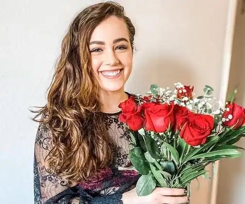 Happy Birthday to Mary Mouser! Super sexy and on the rise 