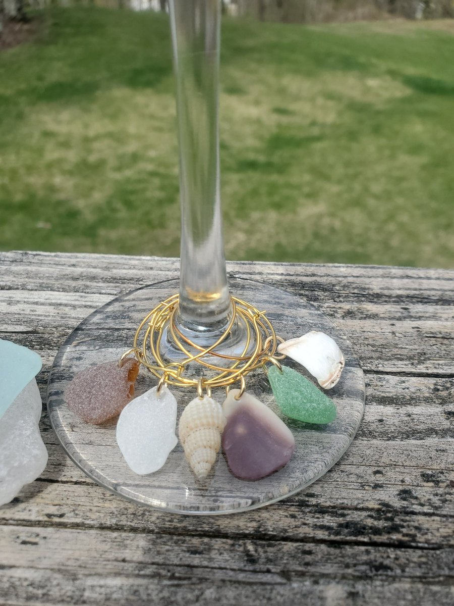 Mis Matched Earrings? 🌊 Or Wine Charms ??🍷

Great Deals Pick Yours💙

Handpicked &amp; Made With Love ❤