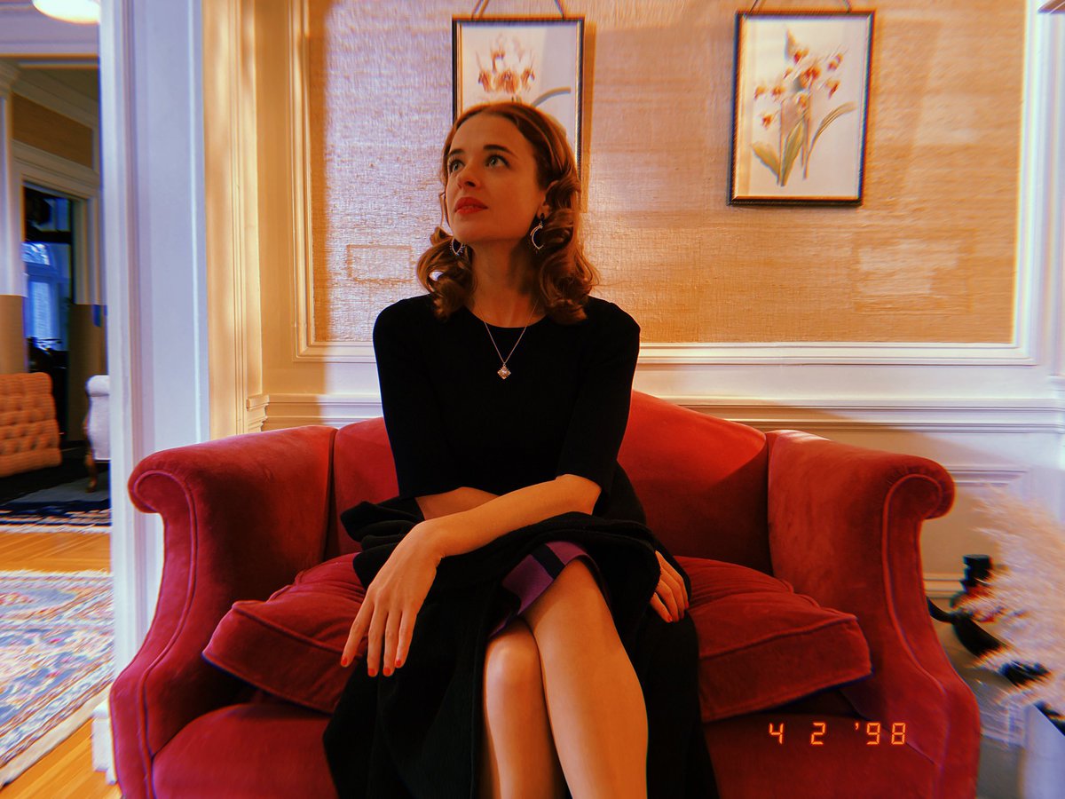 Enough sitting around, twiddling our Australian thumbs! Ruby lands on @foxtel tonight!!
#VCAndrewsRuby, Monday 03/05 8:30pm (AEST), on @foxtel’s LMN (@lifetimemovies) 🇦🇺🔮👯‍♀️🐍