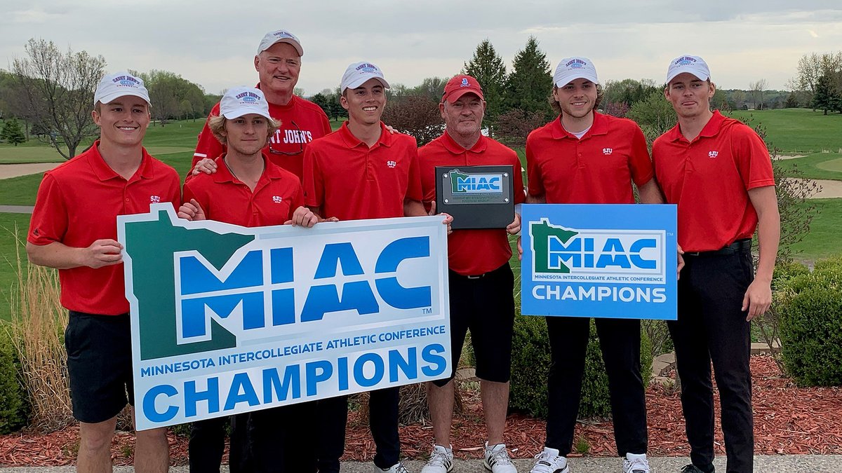 SJUJohnnies's tweet image. . @johnniesgolf punched its ticket to the 2021 @NCAADIII Championship w/a record-setting win at the MIAC Championship today at Emerald Greens G.C. in Hastings!

RECAP: gojohnnies.com/news/2021/5/2/…

#GoJohnnies #d3golf