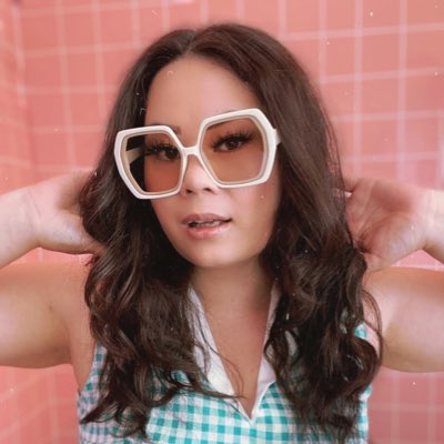 Jen Lewis (@justjenlewis) | Twitter