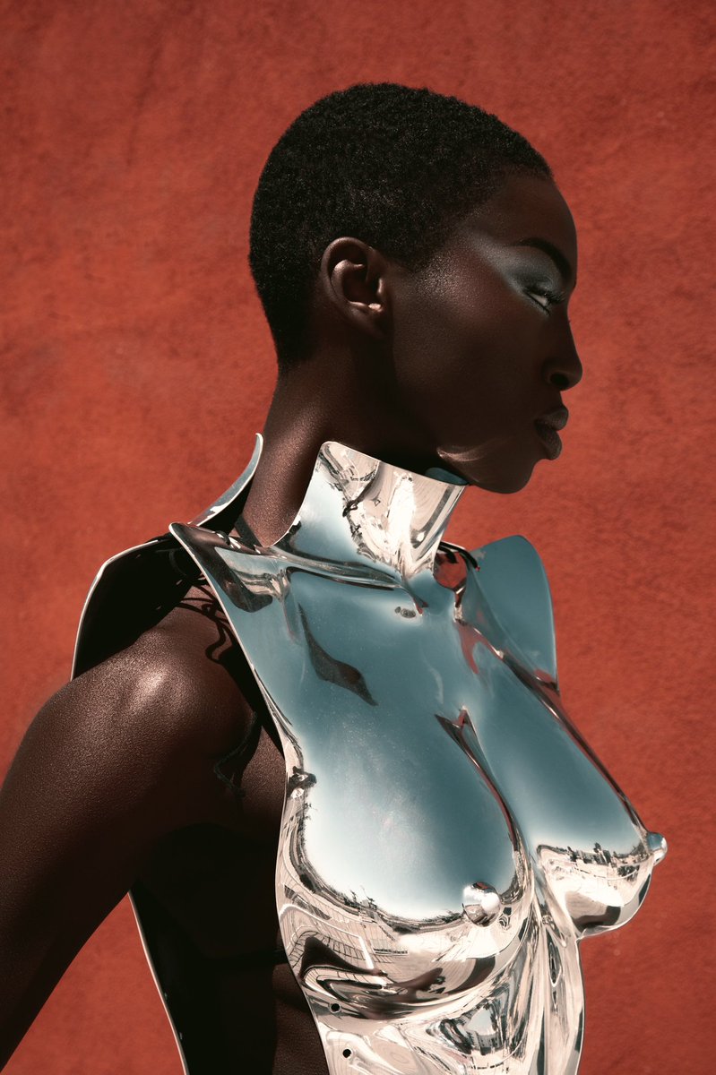 shokunbihali's tweet image. Silver surfer 🏄‍♂️