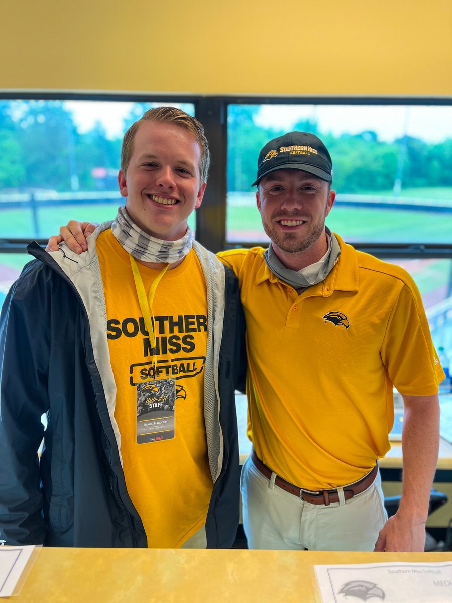 SouthernMissSB's tweet photo. Special thanks to our support staff for all that they have done for us this season!

We appreciate their hard work! 👏

#SMTTT🦅 | #RiseAndSoar https://t.co/imR8Rp1MNB