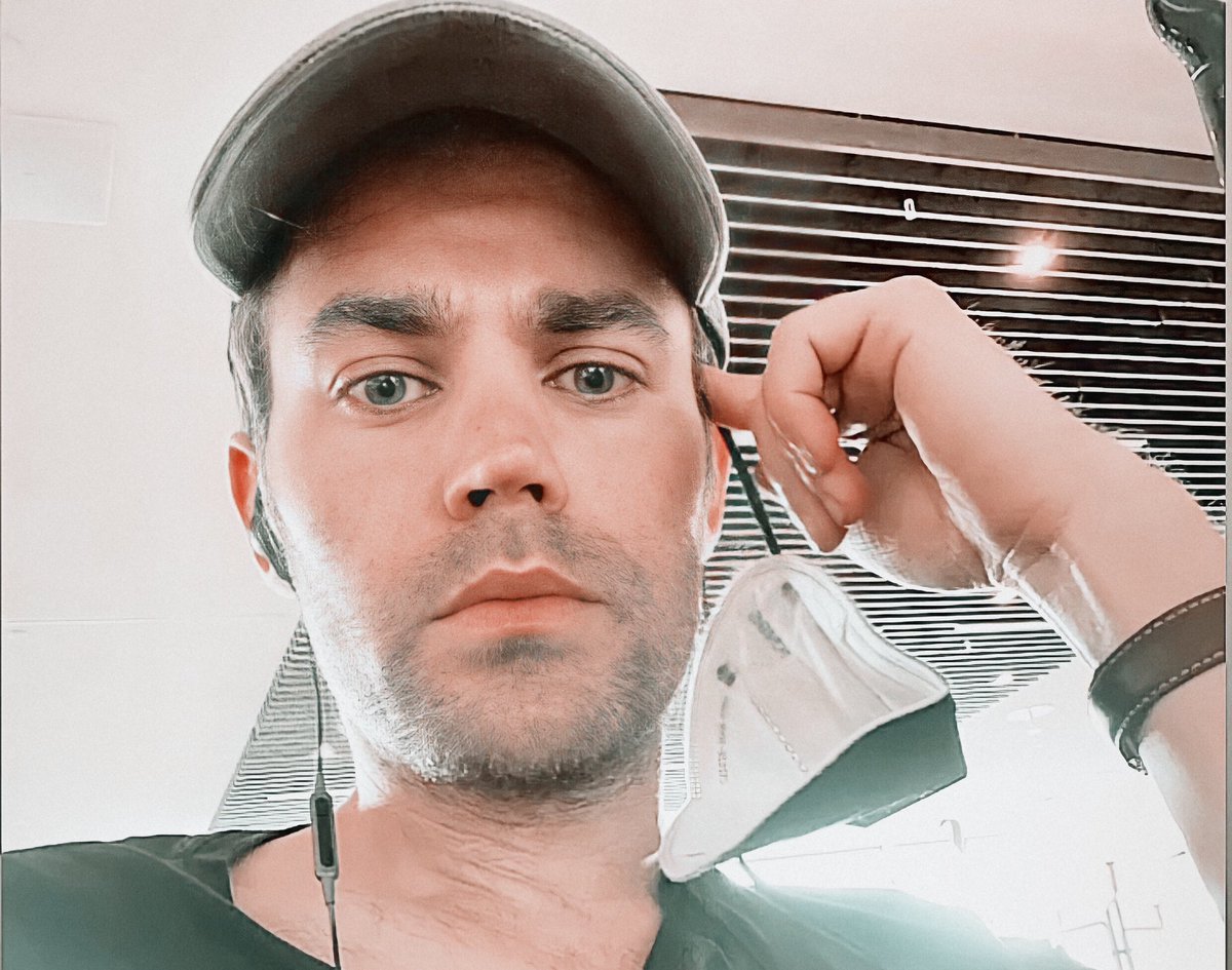 paulwesleyzbr's tweet photo. 🐻💚 https://t.co/ISf5A7ea7S
