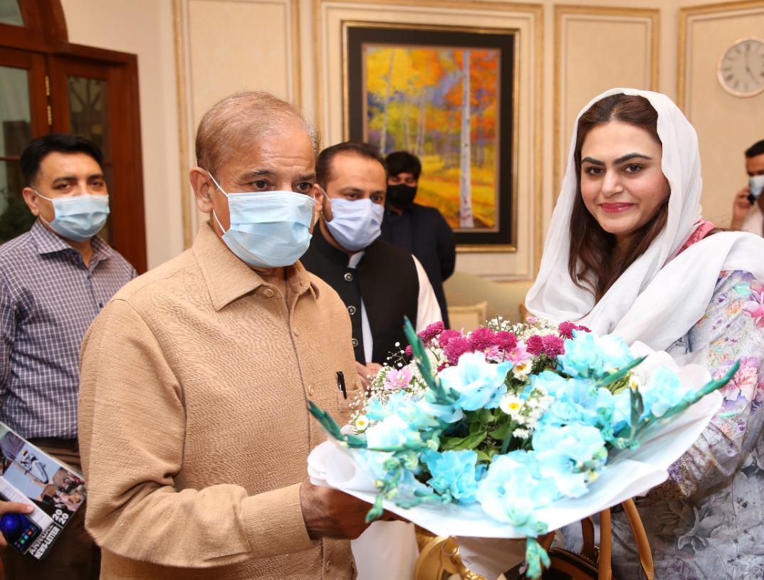 𝙂𝙪𝙇𝙯𝙖𝙞𝙗 𝙇𝙤𝙙𝙝𝙞 🇵🇰★ tweet media