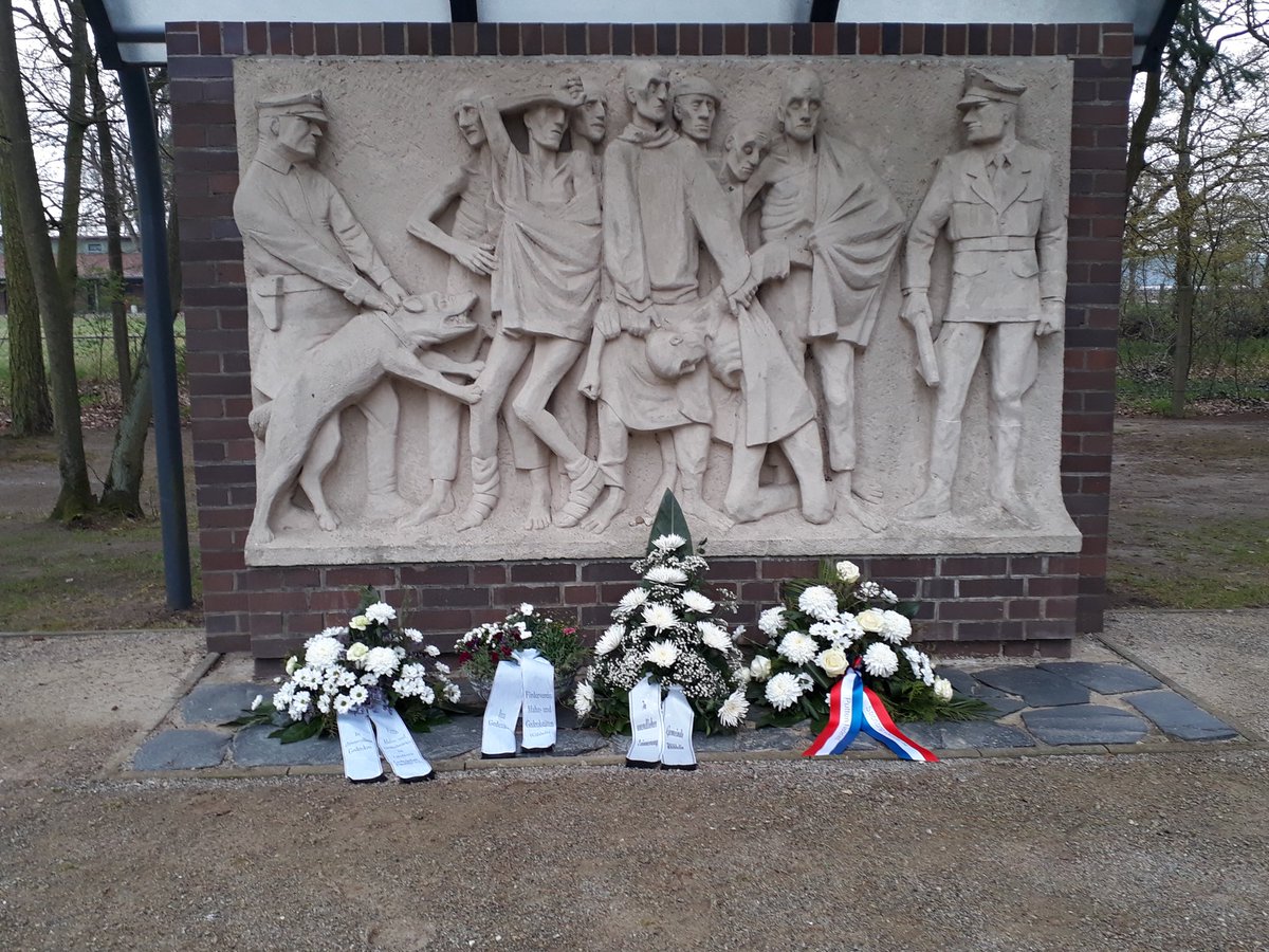 Normaal is een delegatie van ons bestuur in Wöbbelin, dit jaar is alles anders. 
Zo ook de herdenking van de bevrijding van het kamp. 
Namens ons bestuur is er een bloemstuk gelegd. 
In gedachten waren wij er bij.
