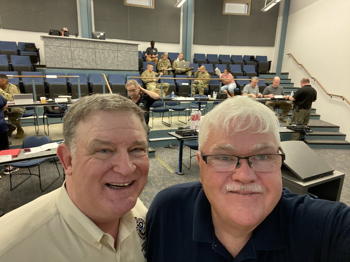 PIOMarkBrady's tweet image. A “rare” weekend delivery of @FEMA_EMI L0105 Public Information Basics Course in @FtSmithARK has been completed. Congratulations as everyone passed the course!!!  Next up is #AdvancedPIO #L0388 in September!!! Thanks @C2TI #PIO More PIO’s for @nioa