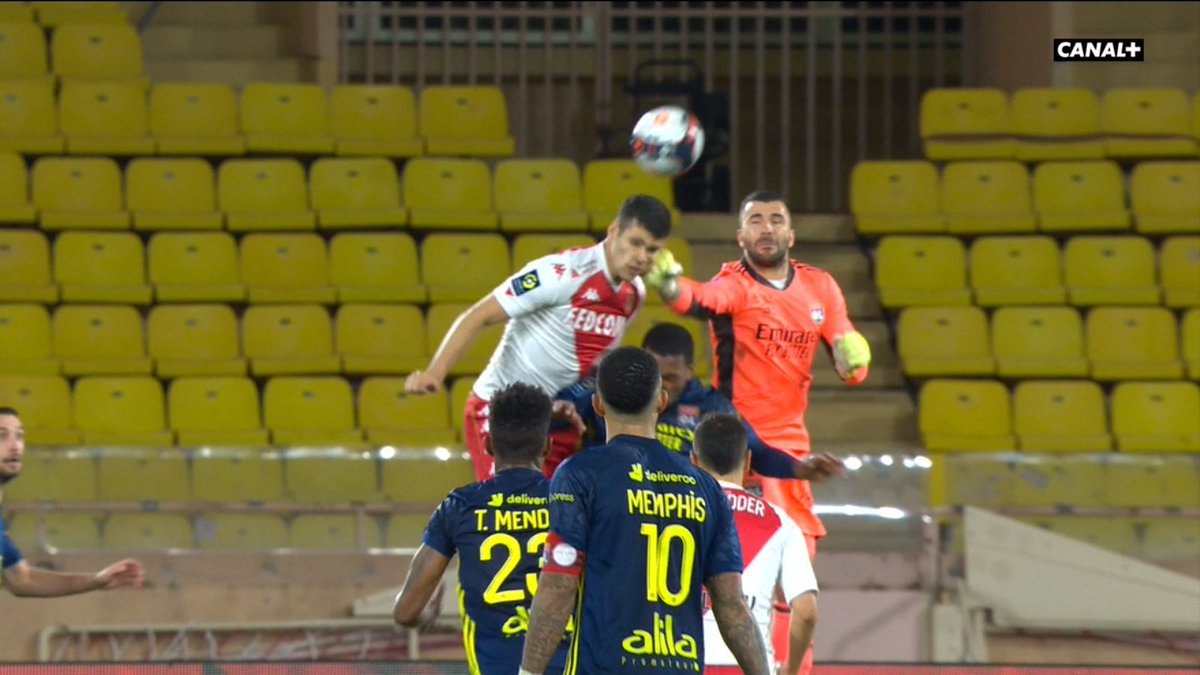 Instant Foot ⚽️ tweet media