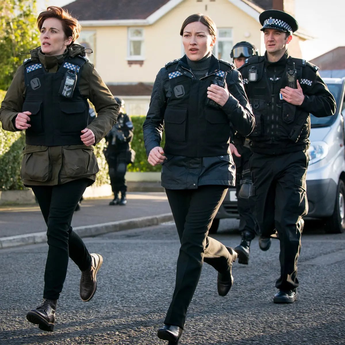 ekyaJ_'s tweet image. Everyone running to twitter after the finale to see if they have the same reaction 🤣 #LineofDutyFinale #LineOfDuty