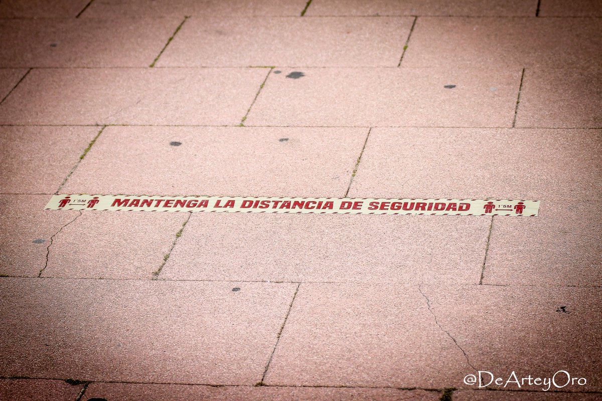 burladerotv's tweet photo. FESTEJOS.- MADRID.- Otra perspectiva del 2 de mayo, por @dearteyoro @LasVentas @JuanPedroDomecq @garcigrande @PRGtoros @ElParralejo @InfoDVentura @EPonceOficial @infoElJuli @prensaJMM @UrenaOficial @InfoMAPerera #Madrid #LasVentas #2deMayo @EscuelaYiyo https://t.co/b7tfhd64qI https://t.co/XbqnxiixA3