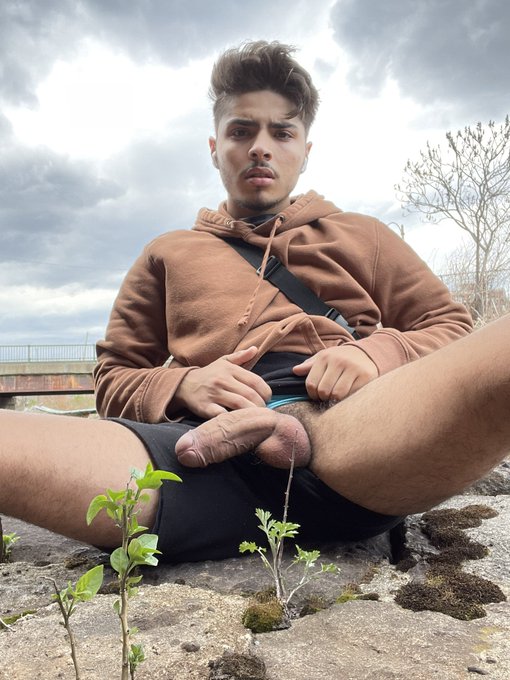 When you tryna get caught but don&rsquo;t .....  To watch this D at work: https://t.co/RZa5lClTJz https://t