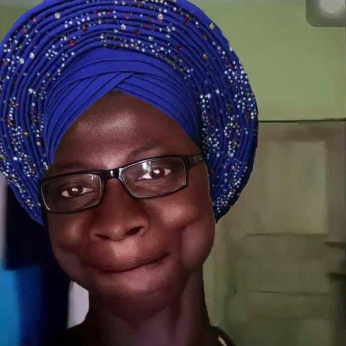 __debbieeeee's tweet photo. Eyin oluwa l'ogo😂 https://t.co/HC50AjyOD1