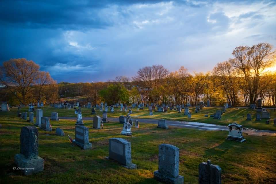 The Lovely Light... #Blackstone #Massachusetts #graveyards #sunset #Weather #photography #ThePhotoHour #PhotosOfTheMonth #SpringTime #blue #clouds #Travel #artist #ArtistOnTwitter #SundayThoughts #PhotographyIsArt #photographylovers #photographers #nature #landscape #Scenery