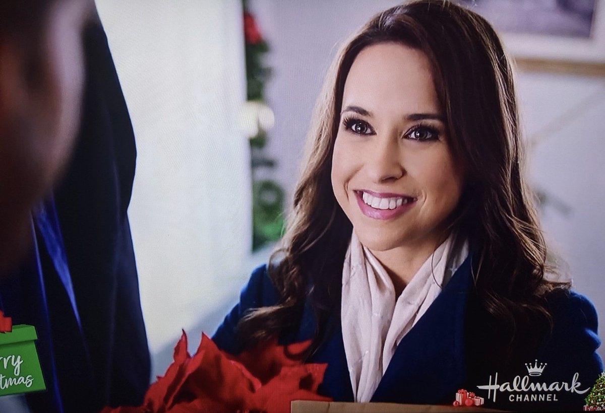 ChristmaswaltzT's tweet photo. Every #ChristmasWaltz fan's face when they announce a sequel. Please hear us @hallmarkchannel , this movie is SPECIAL! If you make it, WE WILL come and 100% support this cast and crew ABD YOU!! ! What about it, Hallmark?! Make us extremely HAPPY! https://t.co/Mb0aTH7srN