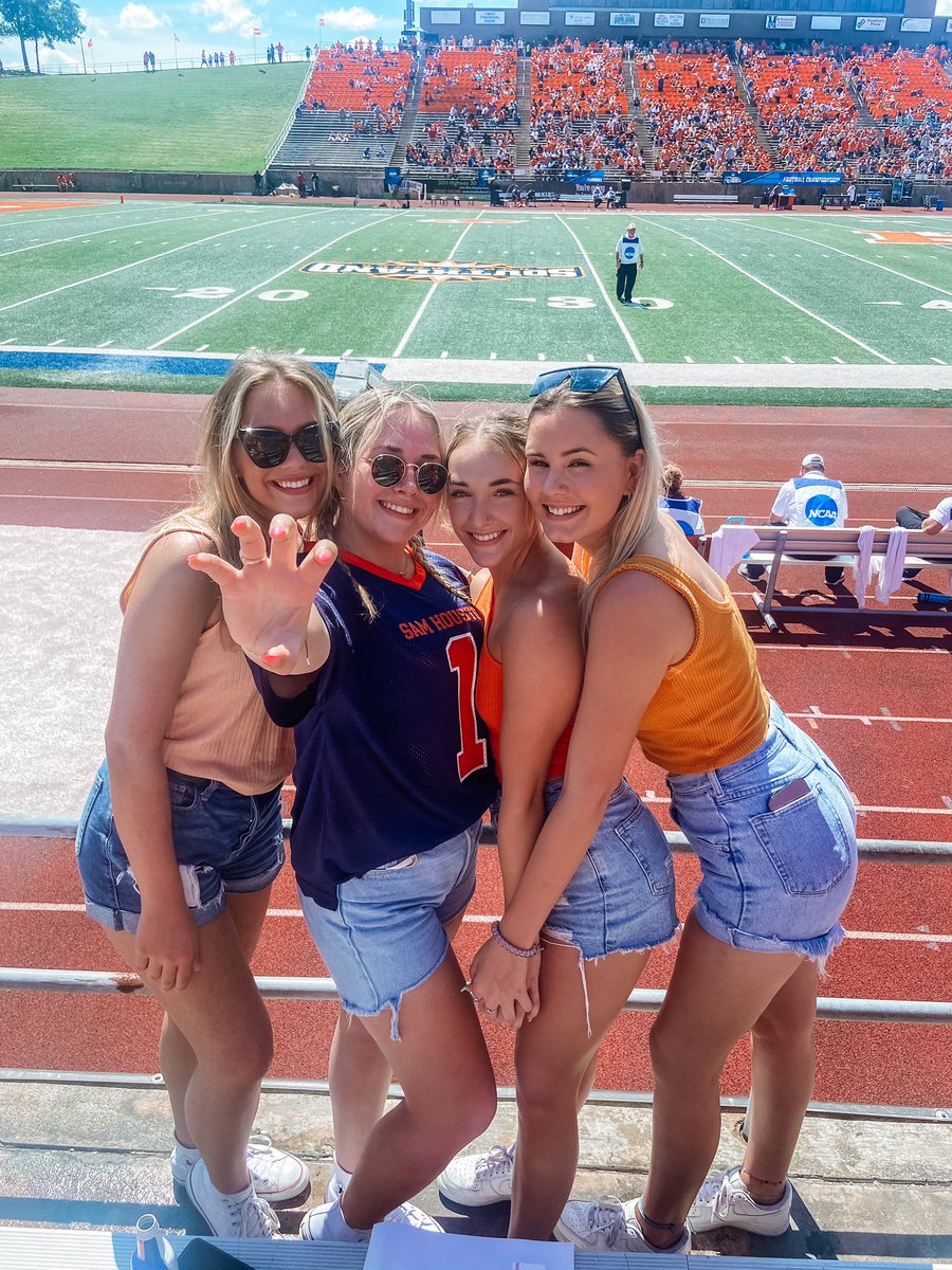 𝐂𝐨𝐧𝐠𝐫𝐚𝐭𝐬 𝐭𝐨 𝐨𝐮𝐫 𝐛𝐞𝐚𝐫𝐤𝐚𝐭𝐬 𝐟𝐨𝐫 𝐰𝐢𝐧𝐧𝐢𝐧𝐠 𝐭𝐡𝐞 𝐬𝐞𝐜𝐨𝐧𝐝 𝐫𝐨𝐮𝐧𝐝 𝐨𝐟 𝐩𝐥𝐚𝐲𝐨𝐟𝐟𝐬! 𝐄𝐀𝐓 𝐄𝐌 𝐔𝐏 𝐊𝐀𝐓𝐒! 𝐒𝐞𝐞 𝐲𝐚 𝐚𝐭 𝐭𝐡𝐞 𝐬𝐞𝐦𝐢𝐟𝐢𝐧𝐚𝐥𝐬! 🧡🤍