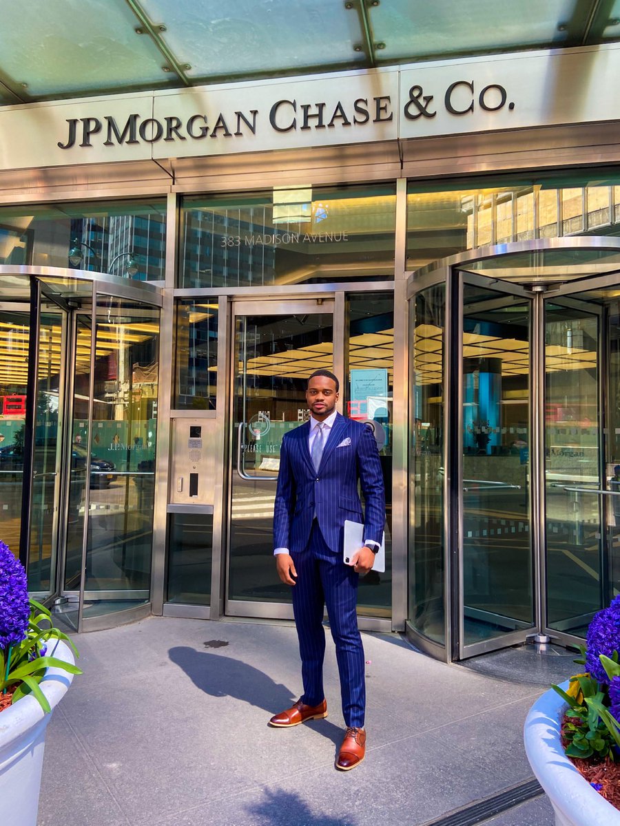 Happy to publicly share that a few months ago, I accepted an associate position inside the number one private bank in the world. Excited to be on pace for another great year.