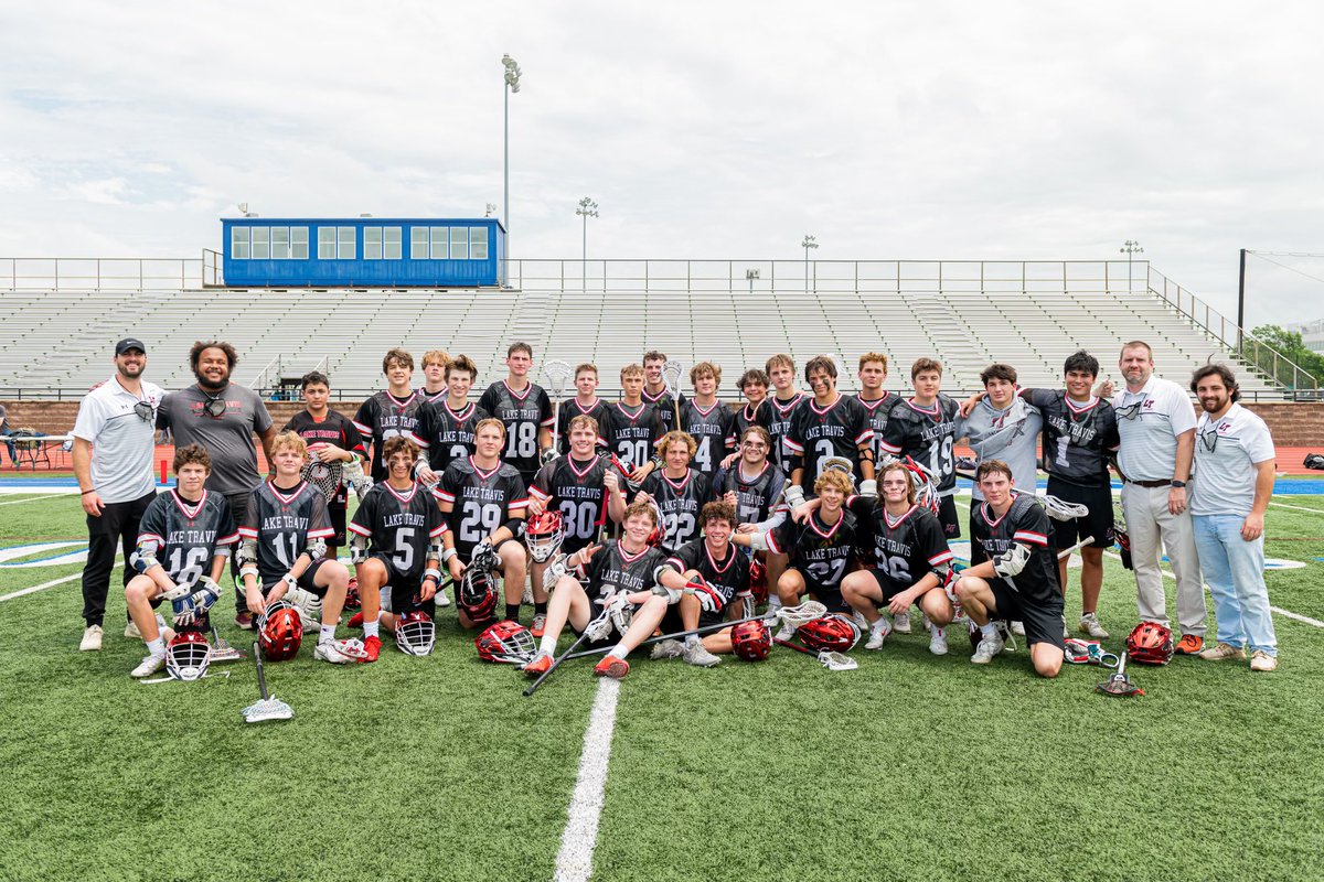 LTHSLacrosse's tweet image. The post playoff game picture. Last time these players will be on the field together.  Until Thanksgiving alumni game.