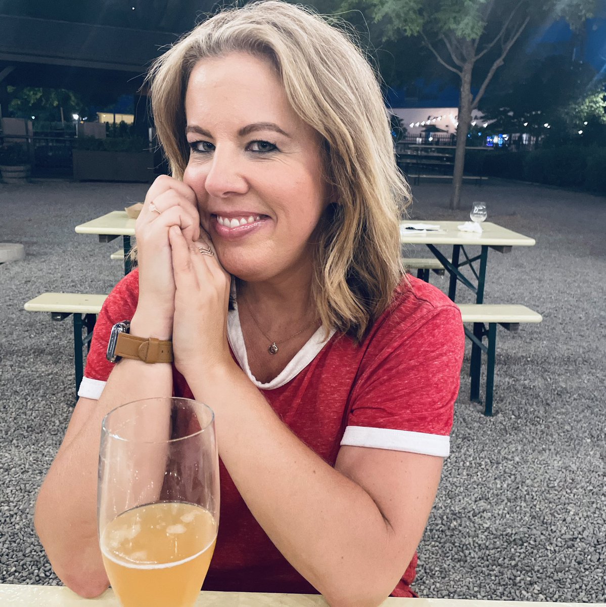 RuthMooreNC's tweet photo. Axe throwing &amp; brewery kind of Sunday #clt #nc https://t.co/c9rQgssAmD