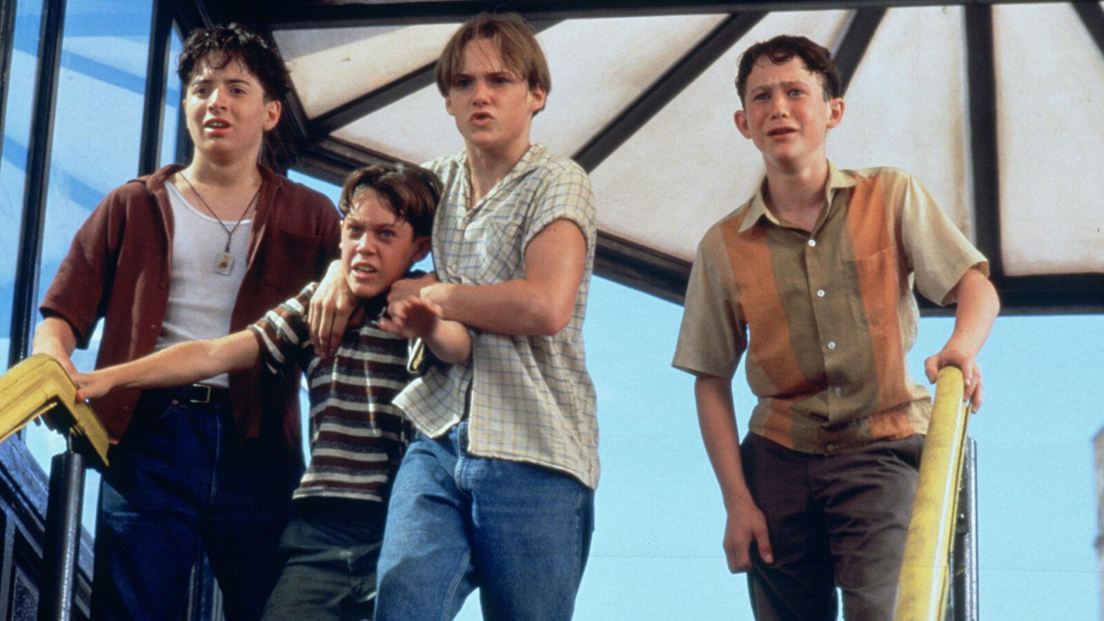 Rústico on X: "Sleepers (Barry Levinson, 1996) No sé por qué esta muy buena película con Robert De Niro, Dustin Hoffman, Kevin Bacon y Brad Pitt no es tan conocida.