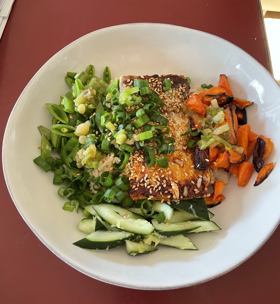 New recipe! Salmon and brown rice bowl with pickled cucumbers, roasted carrots, and sugar snap peas 🤗