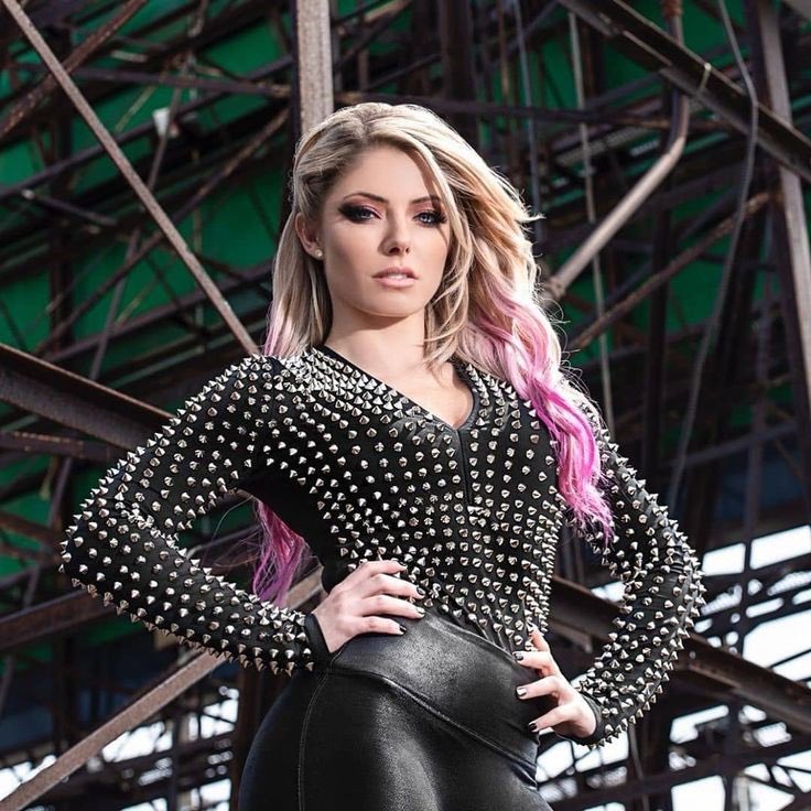 Strawberry Milfshake. (Parody Account) tweet media