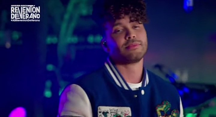 JudithLugoo4's tweet photo. La carita 🥺❤
#ABReventondeVerano #PrinceRoyceVirtualConcert https://t.co/Yjnxd7Sfd0