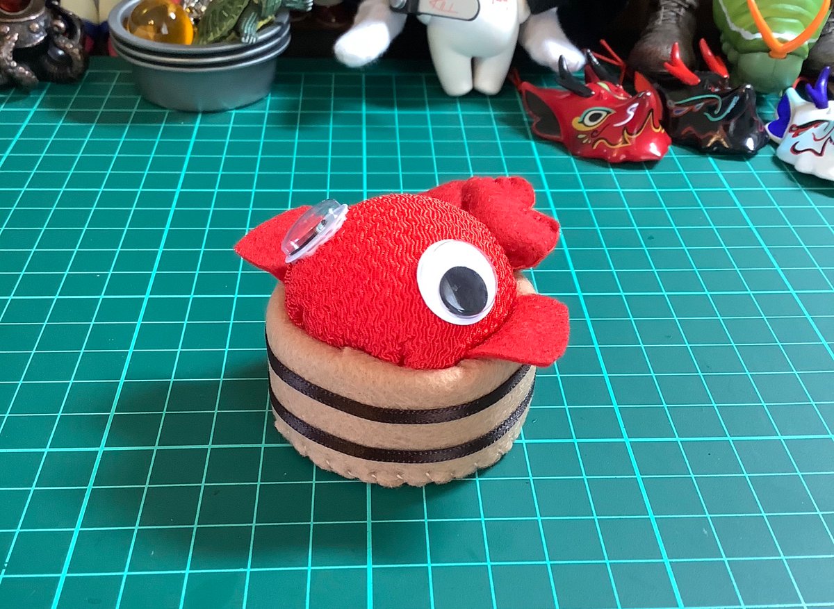 百目鬼 桶にミッチミチに嵌った金魚作ってみました アイディアはこちらの本です ペットボトルの蓋は使わず 大きめです うん まぁ 可愛いかな ハンドメイド好きさんと繋がりたい 手芸 金魚 百目鬼 桶にミッチミチに嵌った金魚作ってみました アイディアはこちらの本です ペットボトルの蓋は使わず 大きめです うん まぁ 可愛いかな ハンドメイド好きさんと繋がりたい 手芸 金魚