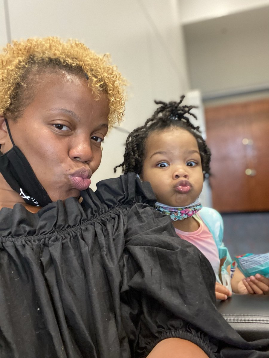 Jessica Linson tweet media