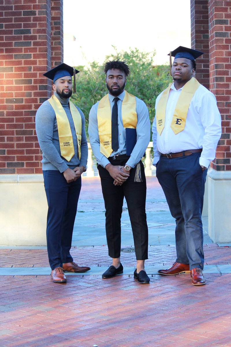 ✨Quay Holmes✨ tweet media