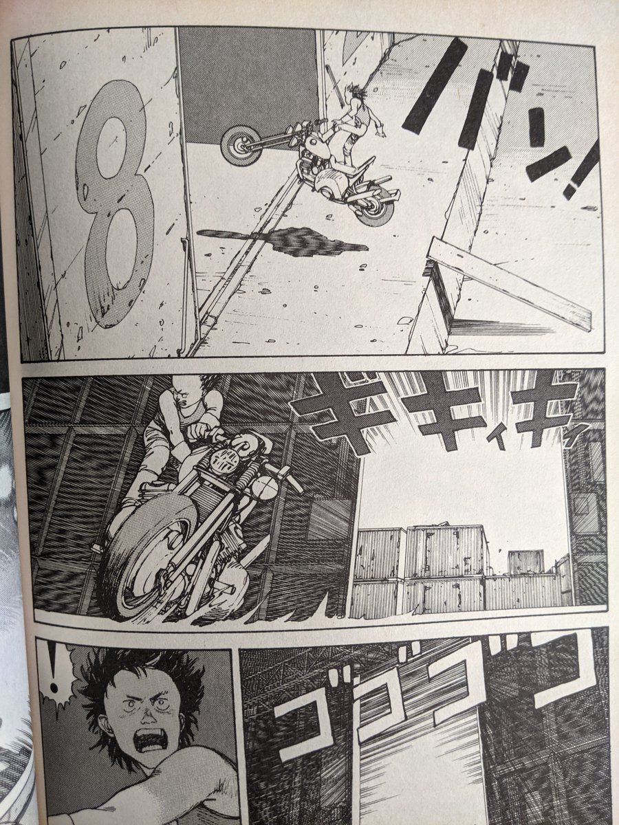 カッコいいバイクの停め方としては「金田の横スライドブレーキ」が有名だけど、鉄男のこのブレーキの仕方もいいよね。
超能力での操作ではなくて、きちんとブレーキレバーとブレーキペダルで操作しているので、現実的にも再現…出来る? 