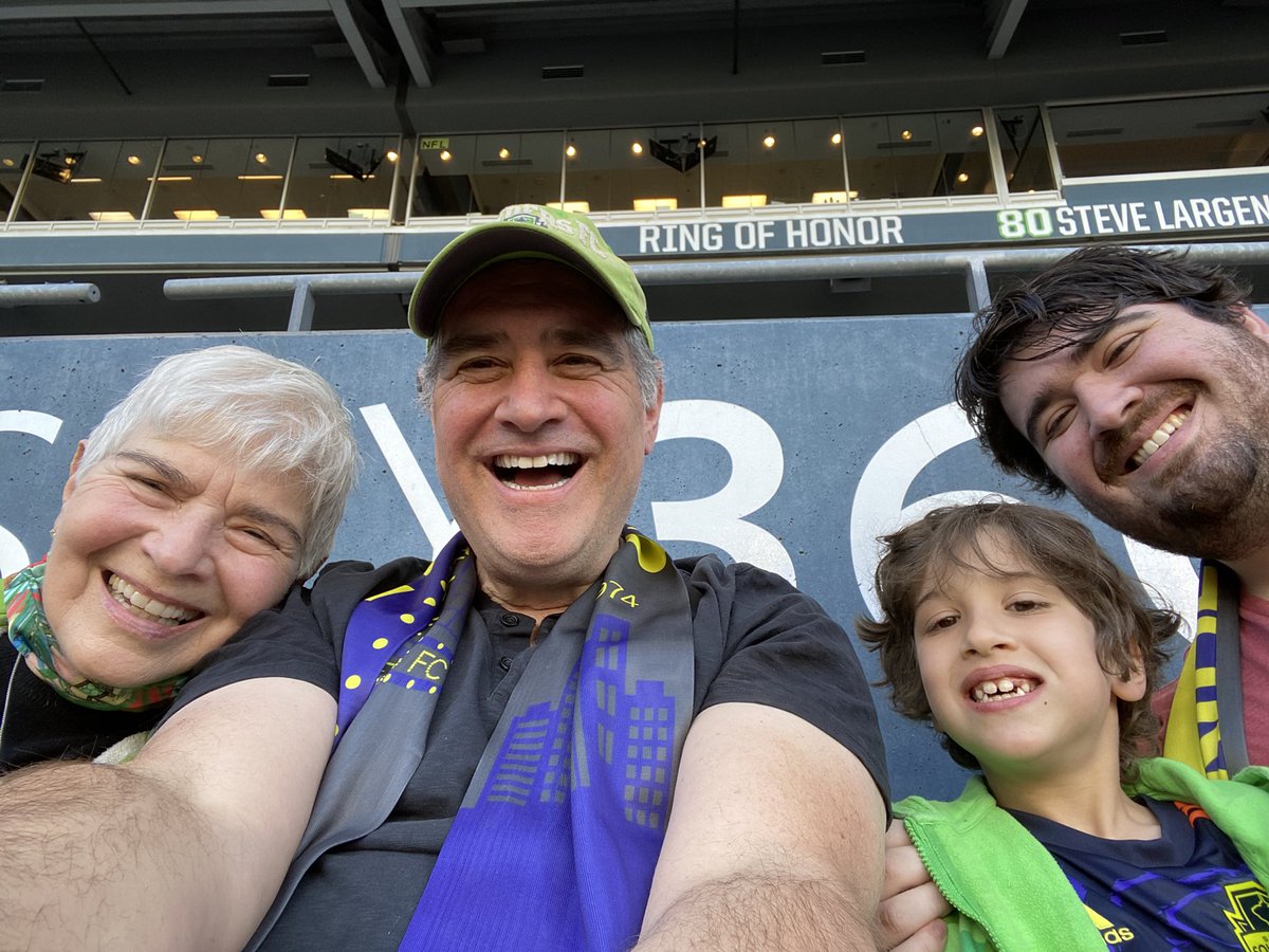 merrimancohen's tweet photo. So grateful to be with my family! #SoundersMatchday https://t.co/MrpnJondQl