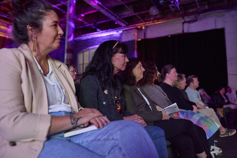 RedRoomPoetry's tweet photo. A few snaps from last week's incendiary Guwayu – For All Times panel event @Carriageworks for @SydWritersFest with @SaundersKirli, Ellen van Neerven, Joel Davison & @nardiga chatting with @DanielBrowning (@RadioNational's Awaye!)
#Guwayu #FirstNationsPoetry #Sydney https://t.co/AMMUcMrW9N