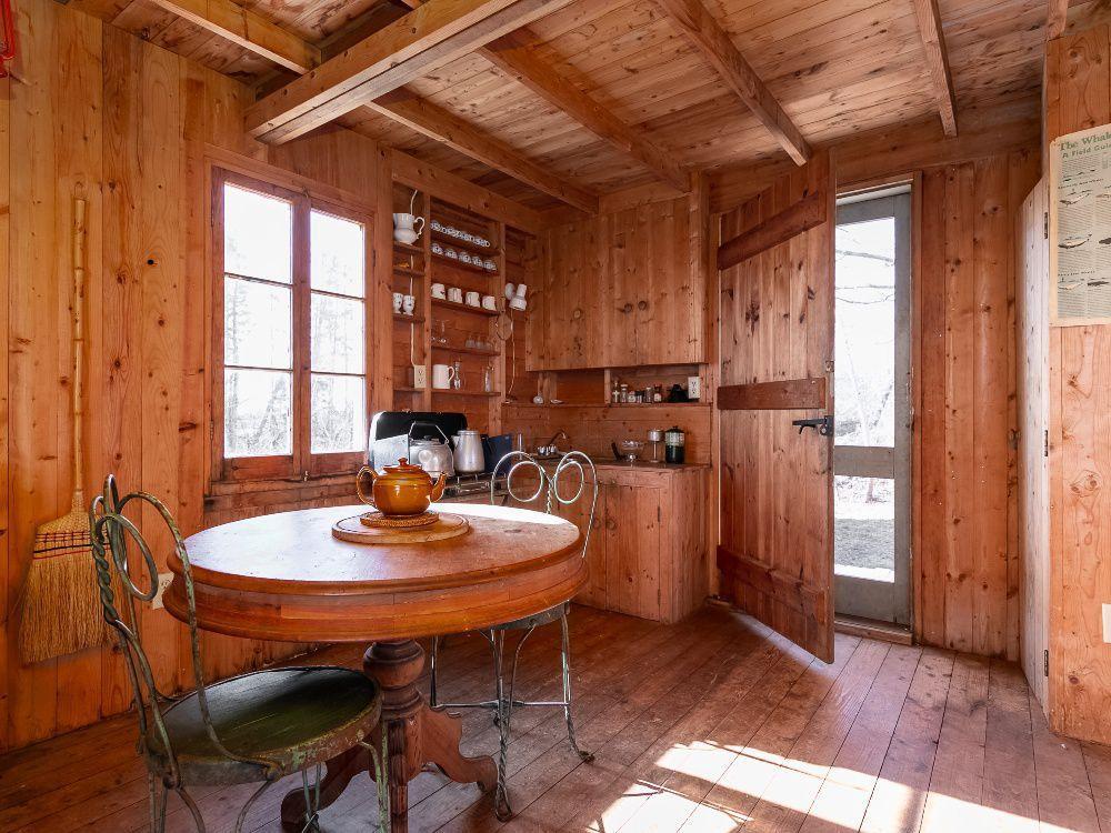 Painter Alex Colville’s self designed waterfront cabin put on the market