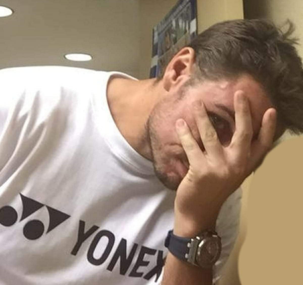 chda7777's tweet photo. Monday huh? 🙈👁😅 Have a great day and new week everyone ♥️ #OhNo #GoHide #Peekaboo
#StanTheMan #Wawrinka https://t.co/i4CA2mVavU