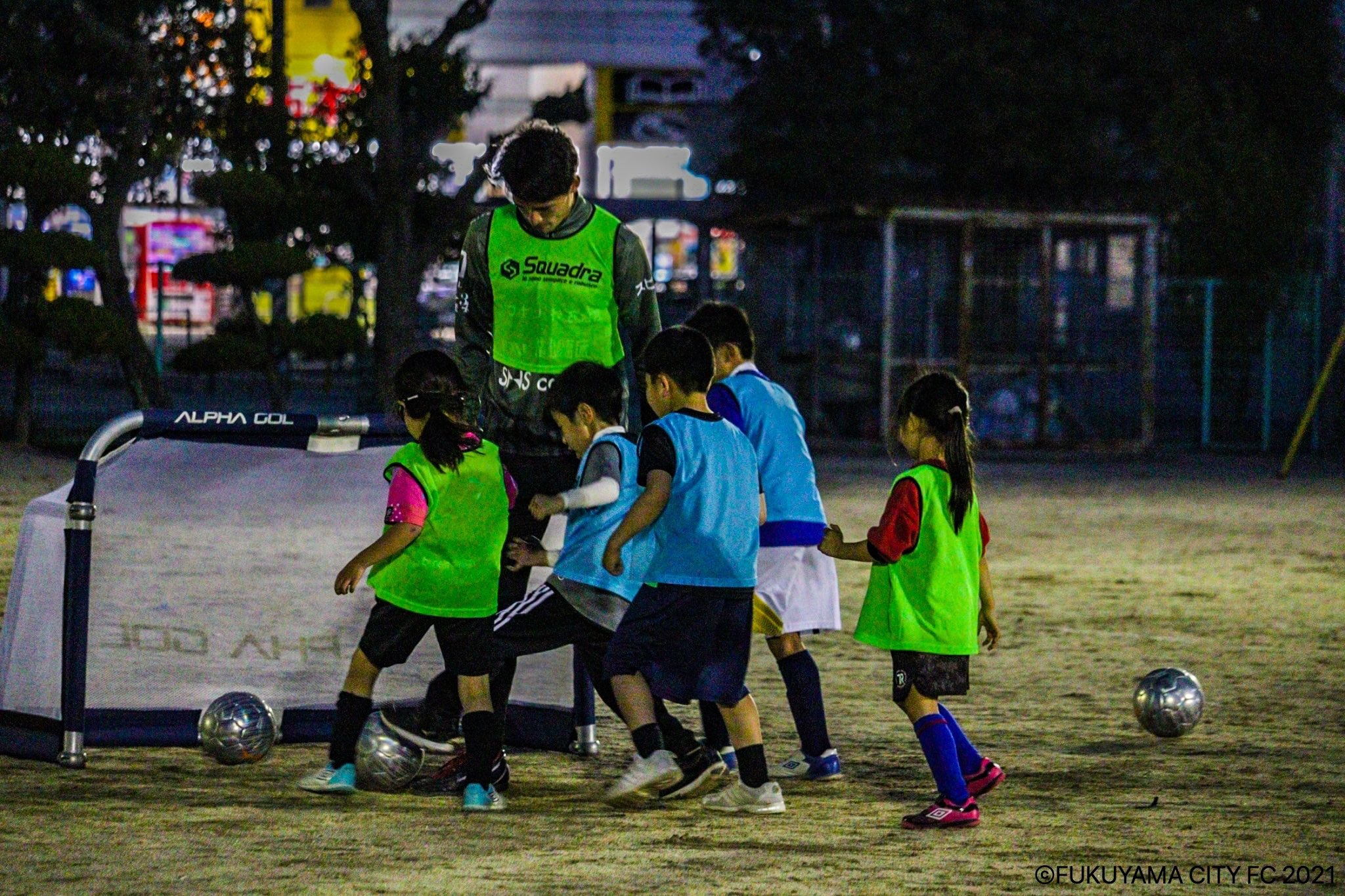 福山シティfc Fukuyama City Fc 公式 5月より福山シティfcサッカースクールの神辺校が開校 Takao ばらの街アレナ神辺 神辺体育館 16 00 16 50 U 8 17 10 18 10 U 10 18 30 00 U 12 ご応募お待ちしております 福山シティfc サッカー