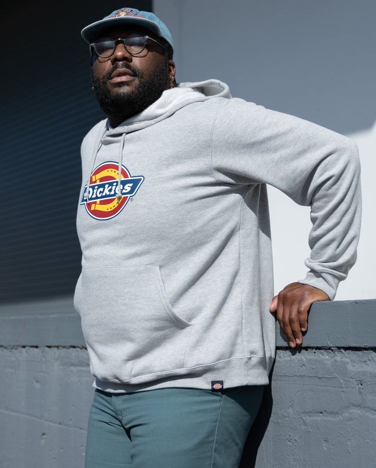 Selamat hari Senin.
Logo hoodie ready dalam pilihan warna black, grey, maroon, white, orange, &amp; dark navy 
#Dickies #Dickiesindonesia #Dickiesworkwear