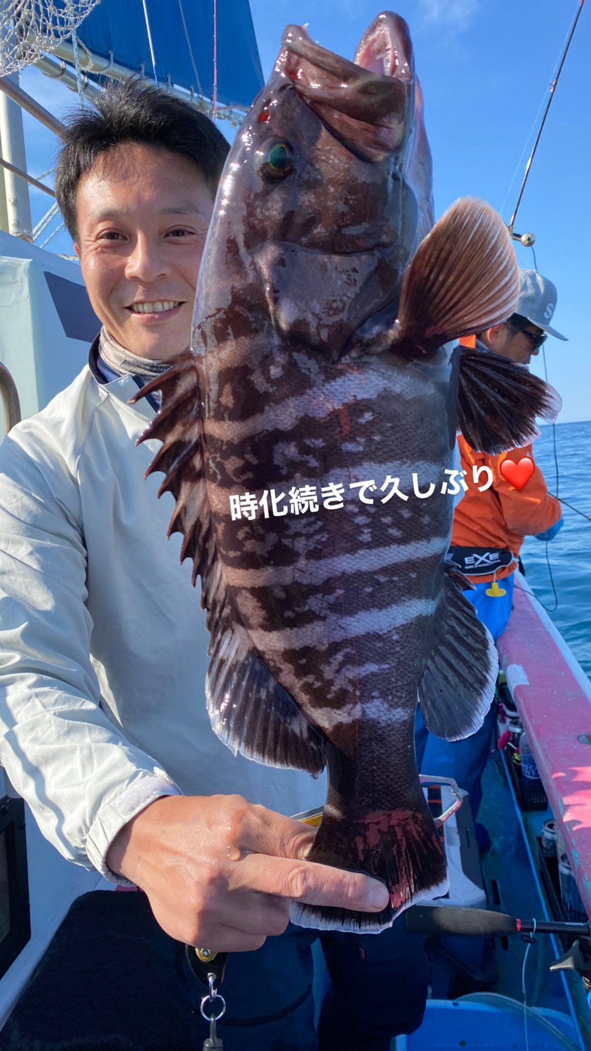 Tatsuya 信照丸 時化続きでgw初出船 潮流れない状況でしたが 最大2 kg交じりで マハタ船中9尾キャッチ 1 5 2kgが多かったです ゲストにはカサゴ クロメバル ヒラメなど登場 イワシ泳がせ スロージギング Slj マハタ ヒラメ 根魚