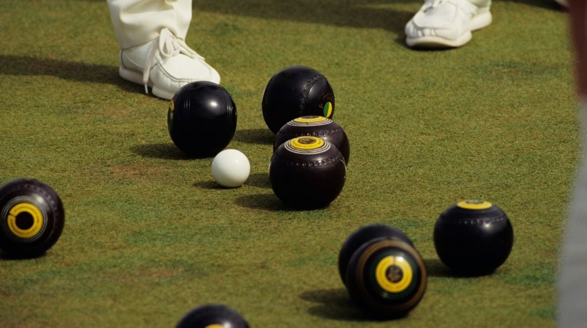 Leonora Golden Gift tweet media